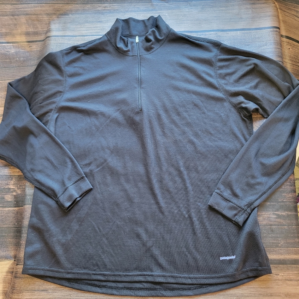 Black Patagonia 1/4 Zip